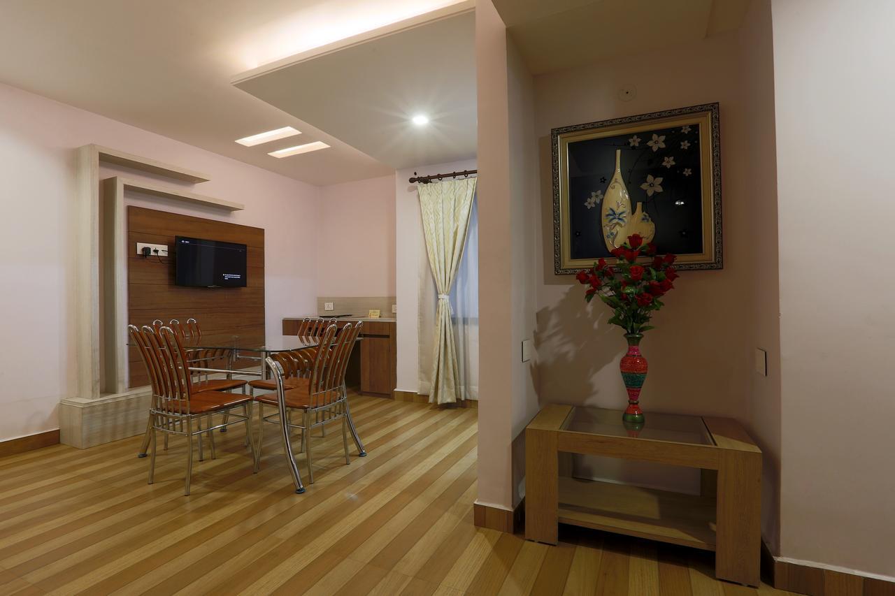 Hotel Sj International Guwahati Eksteriør billede