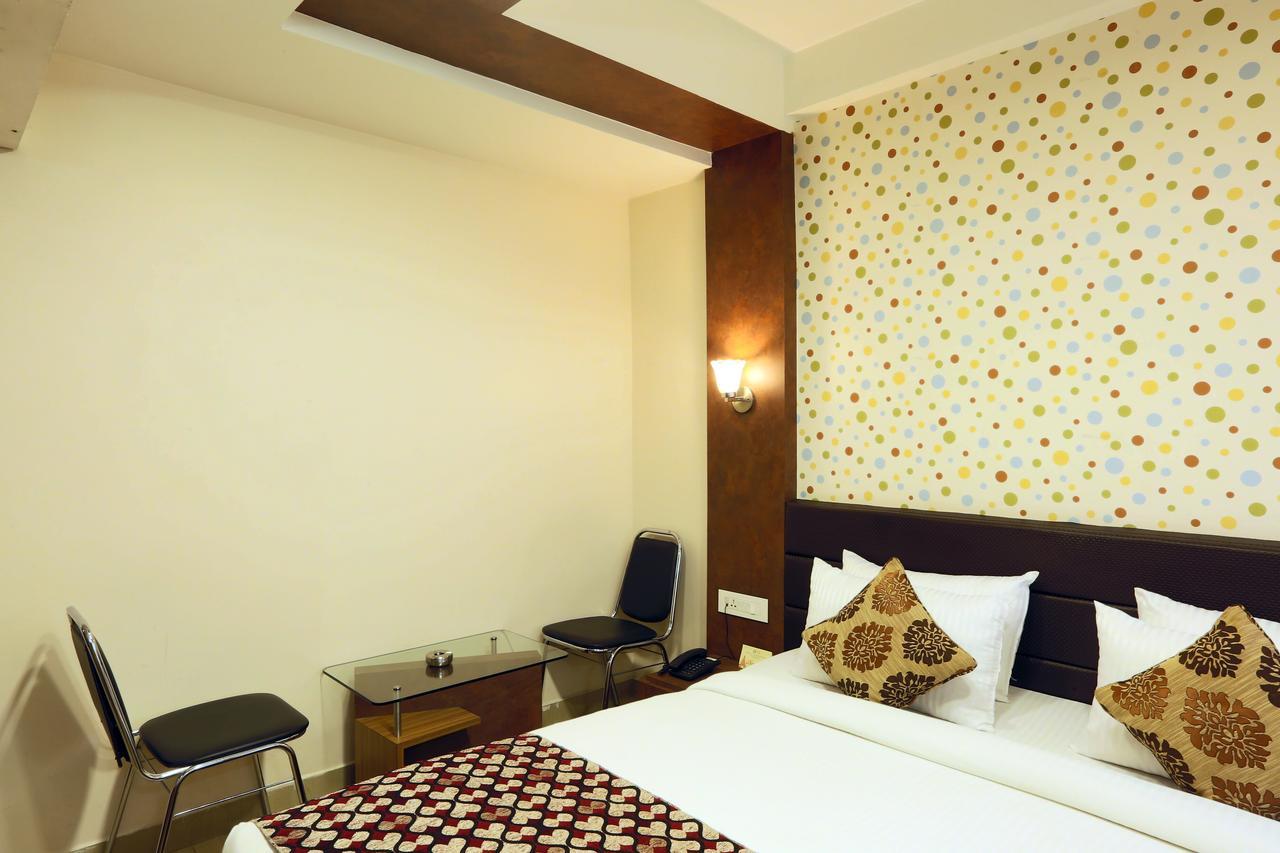 Hotel Sj International Guwahati Eksteriør billede